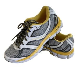 NWOB 361 Degrees Volitation QDP Silver/White/Yellow Running/Athletic Shoes 6.5